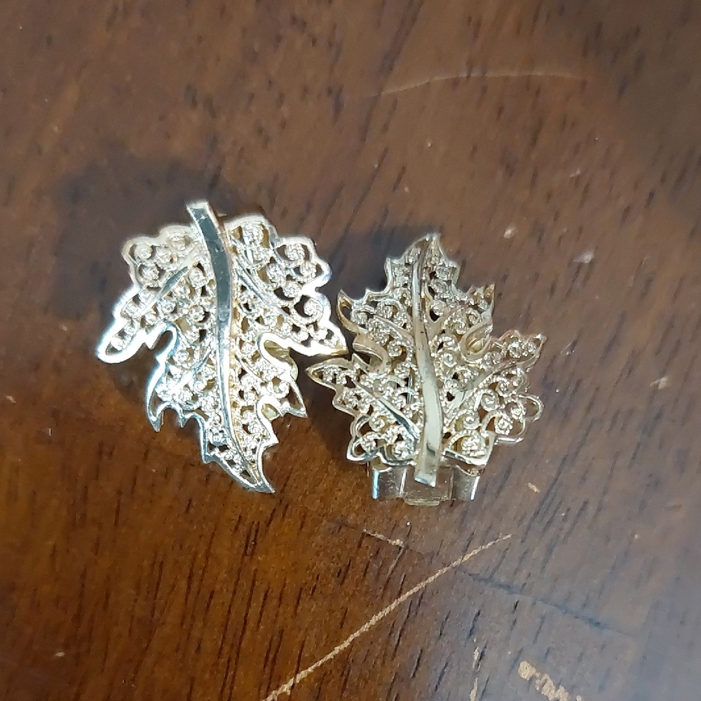 Vintage Stamped Sterling Germany Gold Over Silver Filigree Leaf Clip On Earrings
